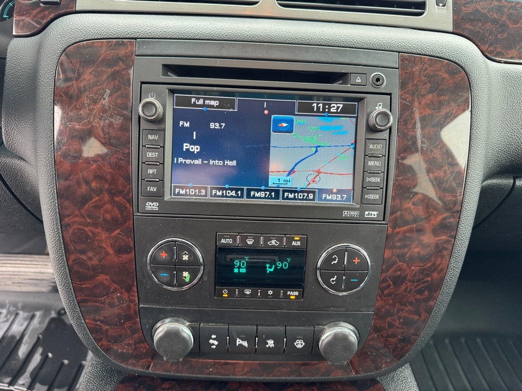 GMC Yukon XL Denali AWD 4dr 1500 2008