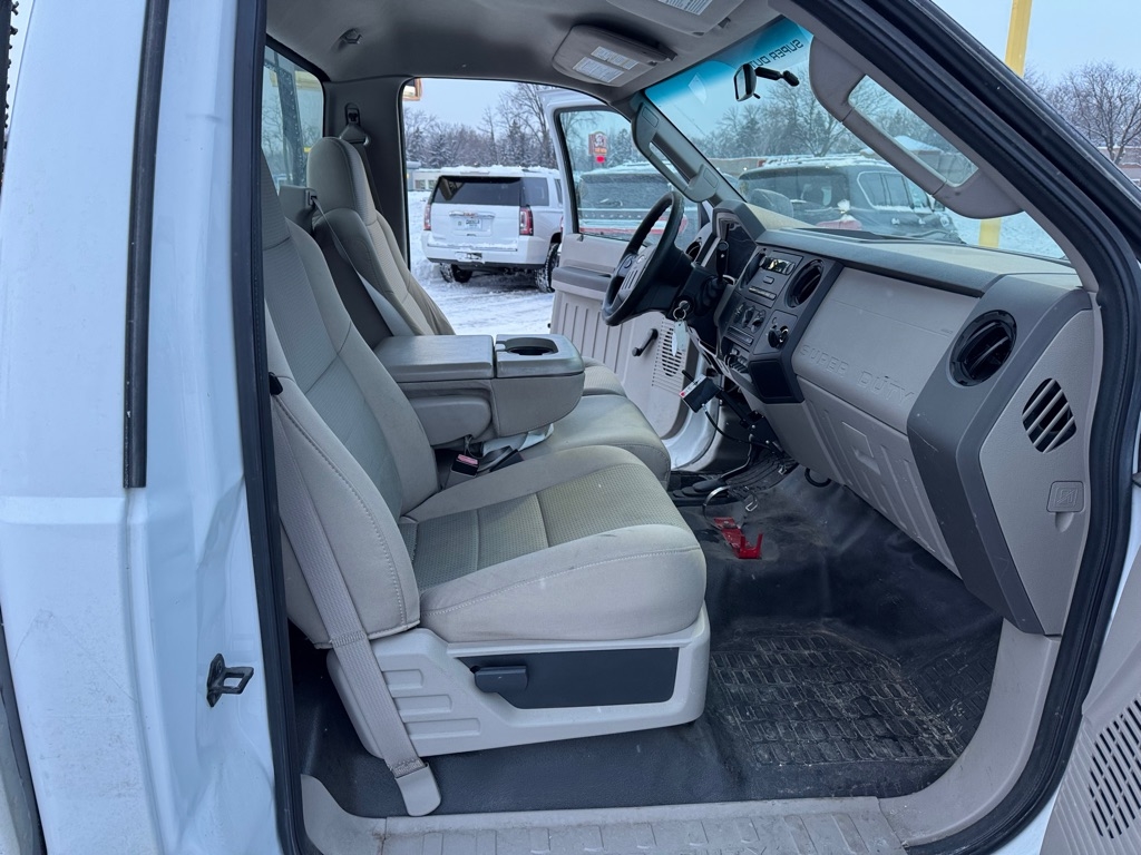 Ford Super Duty F-350 SRW 4WD Reg Cab 137" XLT 2008