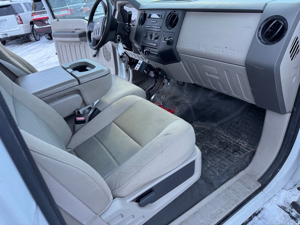 Ford Super Duty F-350 SRW 4WD Reg Cab 137" XLT 2008