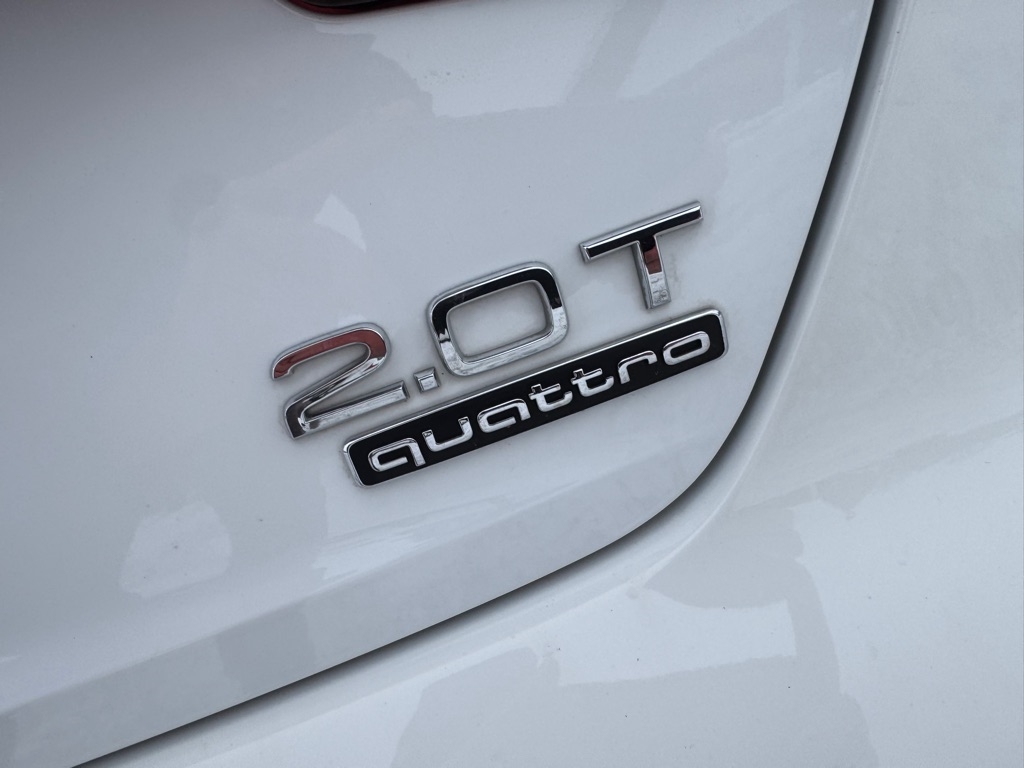 Audi A4 2.0 TFSI Auto Premium quattro AWD 2017