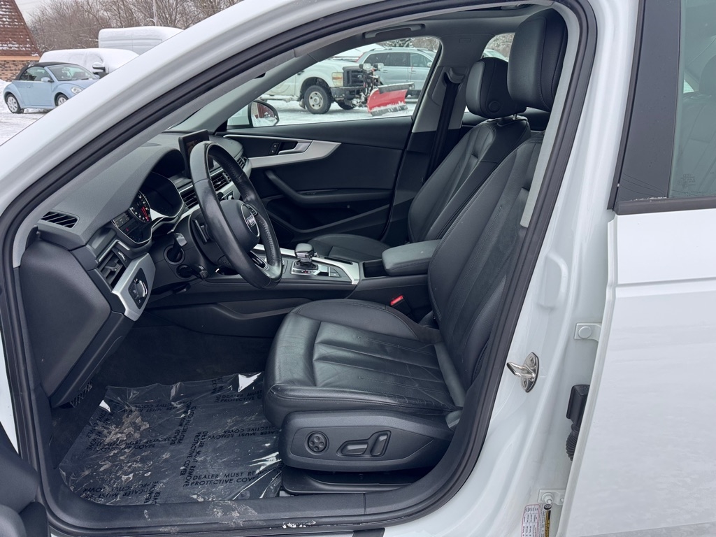 Audi A4 2.0 TFSI Auto Premium quattro AWD 2017