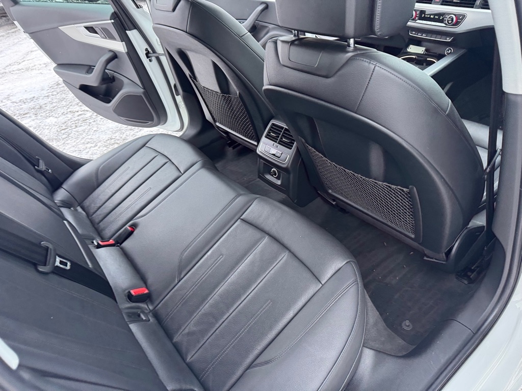 Audi A4 2.0 TFSI Auto Premium quattro AWD 2017