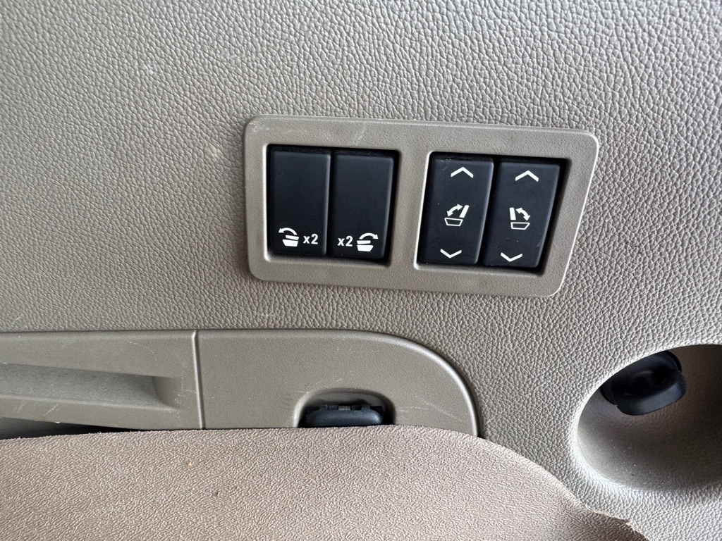 Chevrolet Tahoe 4WD 4dr LT 2017