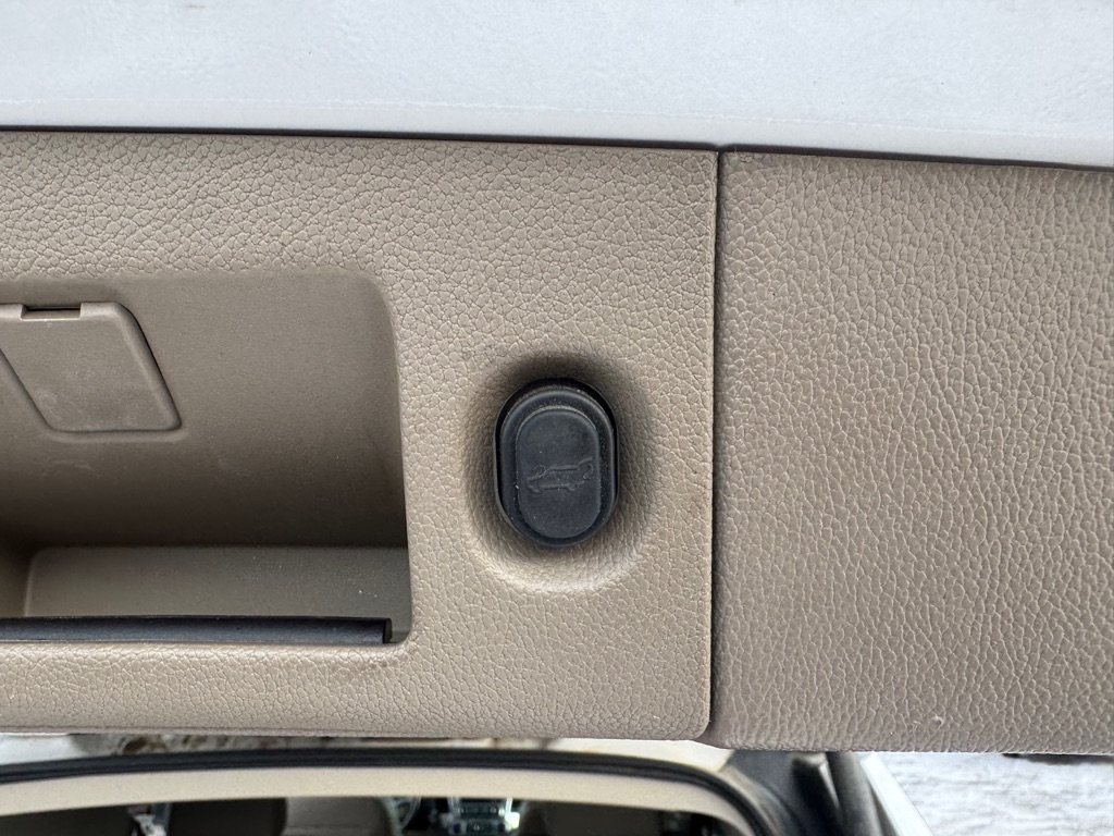 Chevrolet Tahoe 4WD 4dr LT 2017