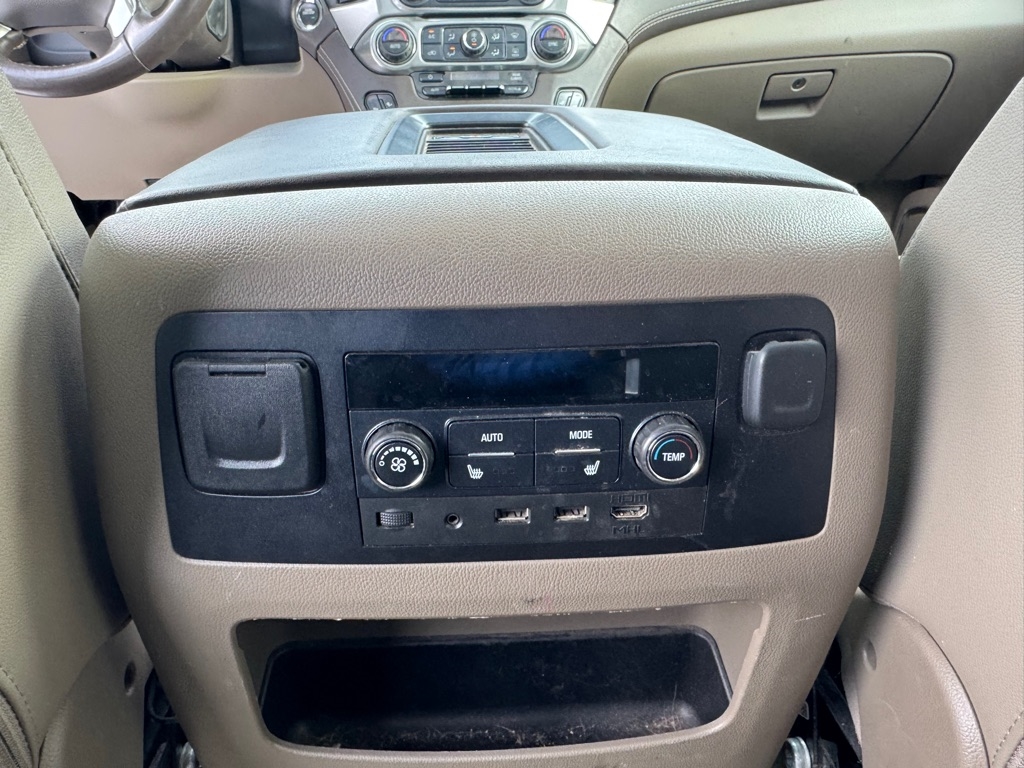 Chevrolet Tahoe 4WD 4dr LT 2017