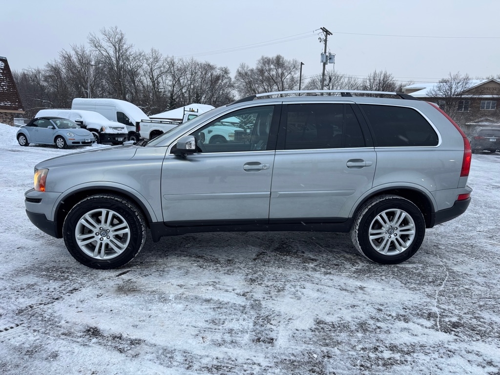 Volvo XC90 AWD 4dr I6 2011