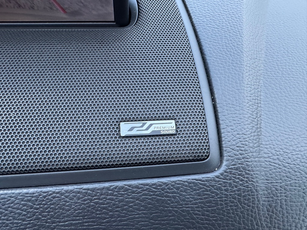 Volvo XC90 AWD 4dr I6 2011