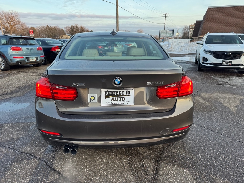 BMW 3 Series 4dr Sdn 328i xDrive AWD South Africa 2013