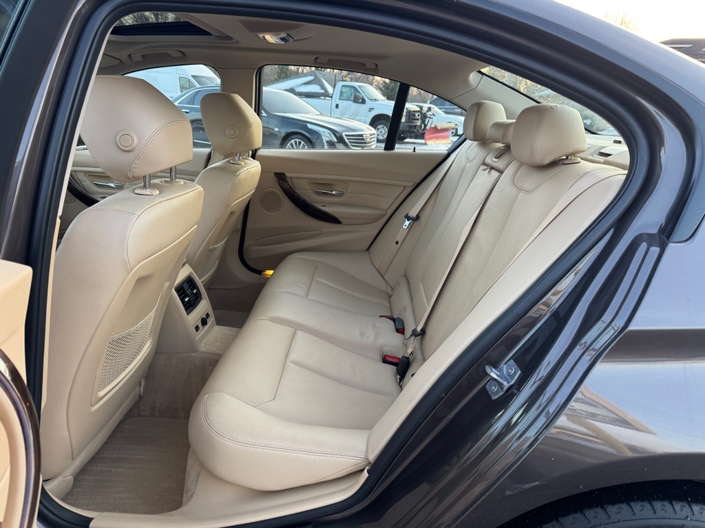 BMW 3 Series 4dr Sdn 328i xDrive AWD South Africa 2013