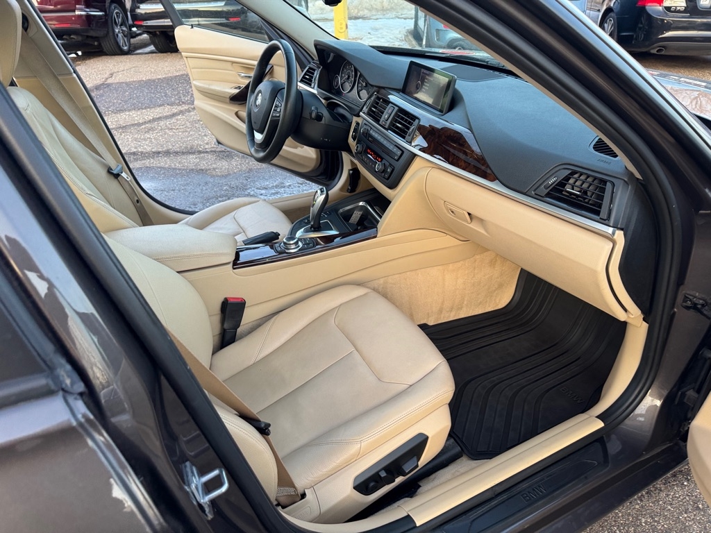 BMW 3 Series 4dr Sdn 328i xDrive AWD South Africa 2013