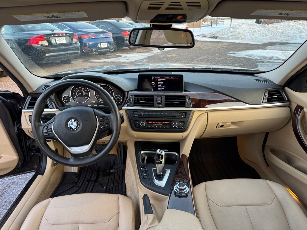 BMW 3 Series 4dr Sdn 328i xDrive AWD South Africa 2013