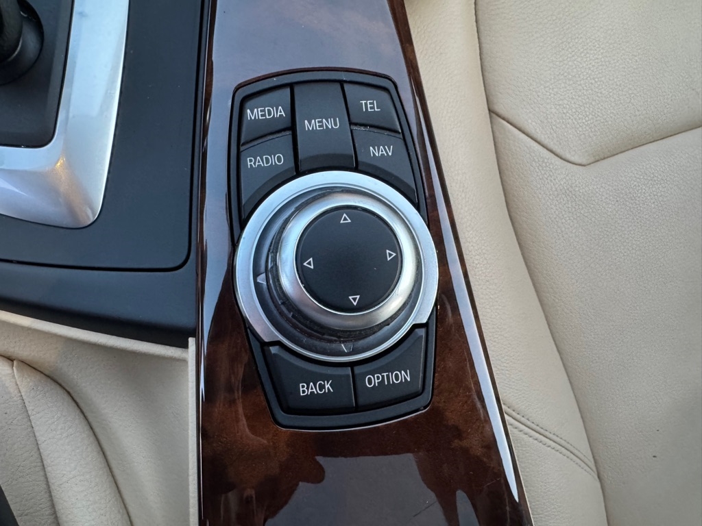 BMW 3 Series 4dr Sdn 328i xDrive AWD South Africa 2013