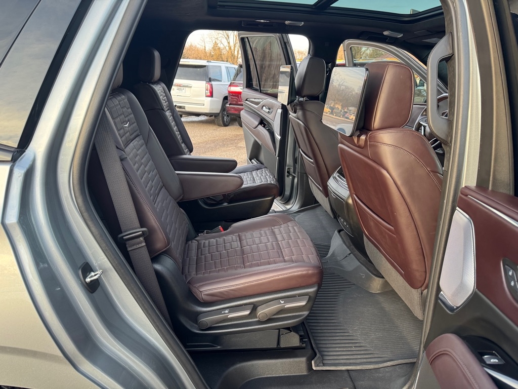 Cadillac Escalade AWD 4dr V-Series 2024