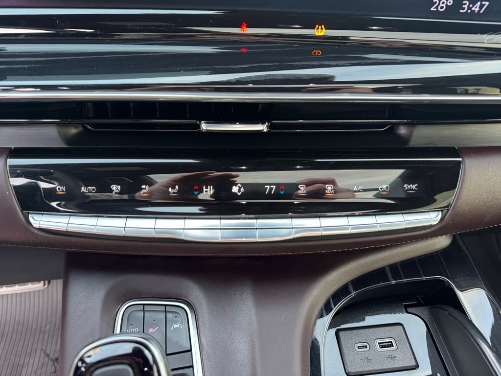 Cadillac Escalade AWD 4dr V-Series 2024