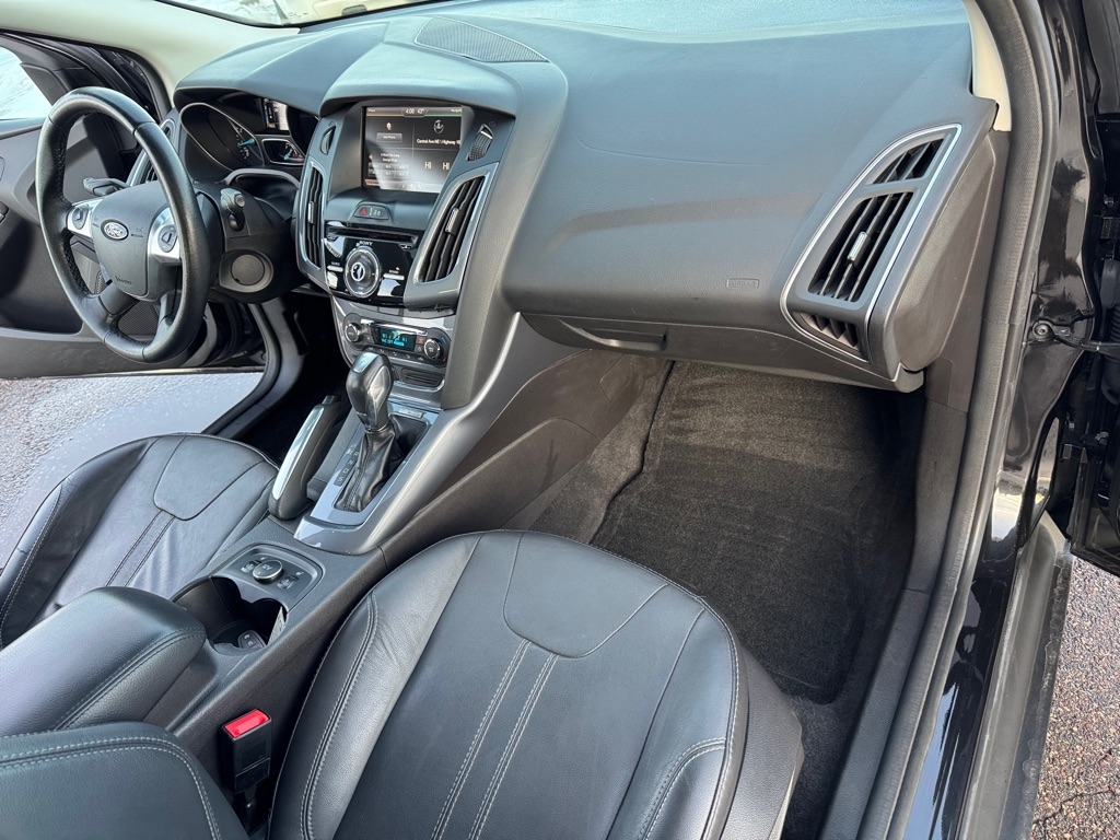 Ford Focus 5dr HB Titanium 2014