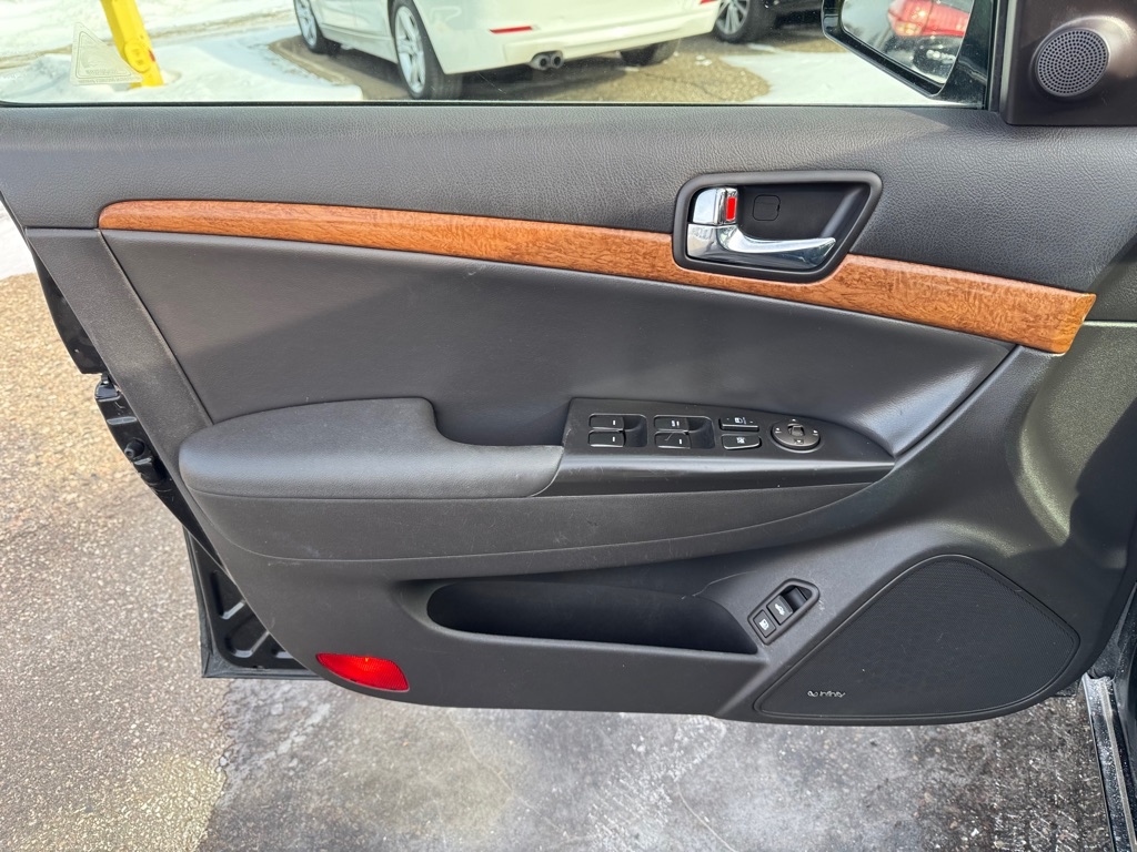 Hyundai Sonata 4dr Sdn V6 Auto Limited 2009