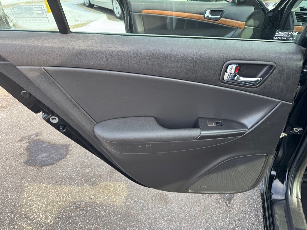 Hyundai Sonata 4dr Sdn V6 Auto Limited 2009