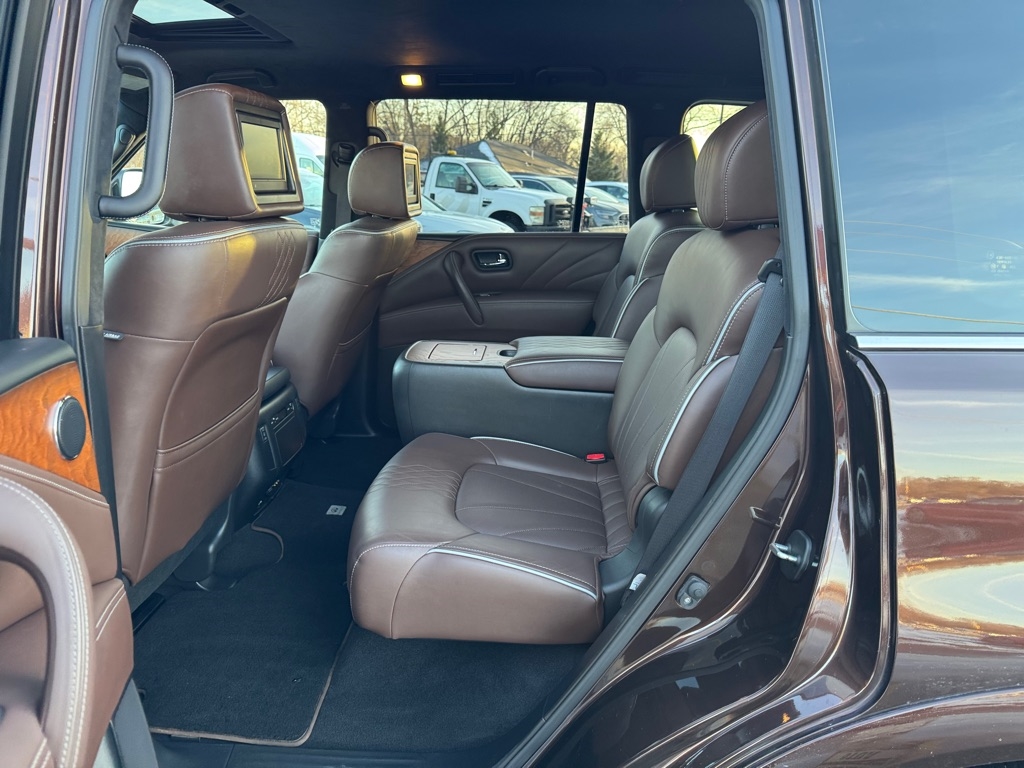 Infiniti QX80 4WD 4dr 2015