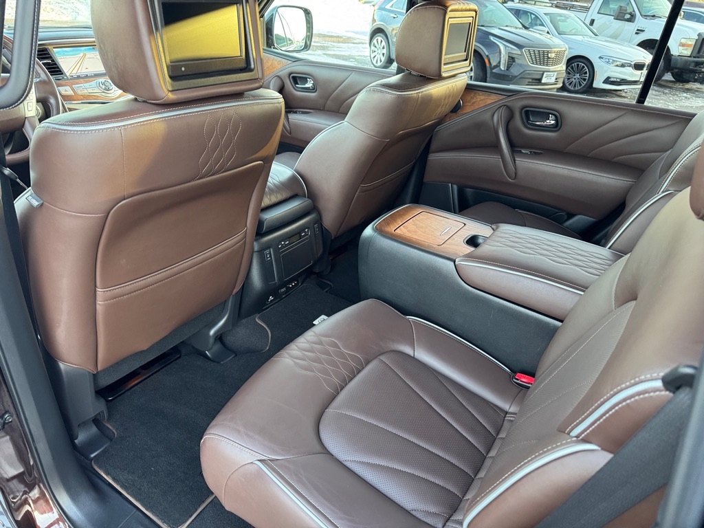 Infiniti QX80 4WD 4dr 2015