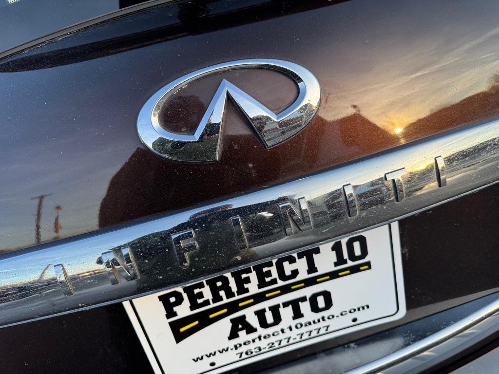 Infiniti QX80 4WD 4dr 2015