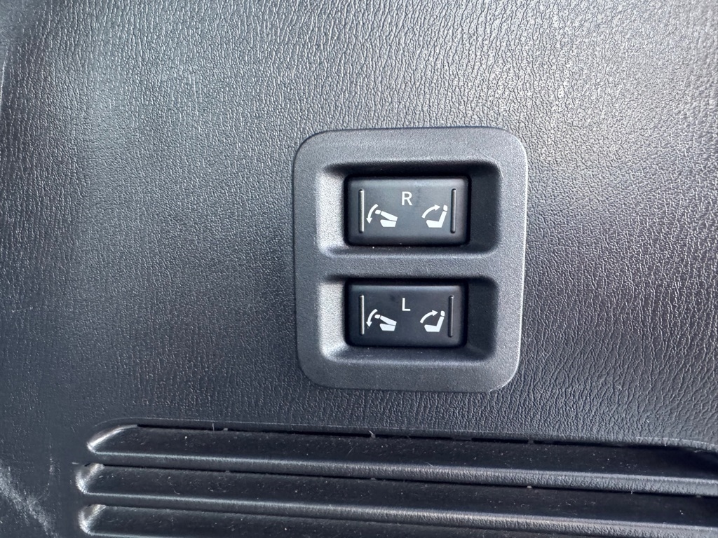 Infiniti QX80 4WD 4dr 2015