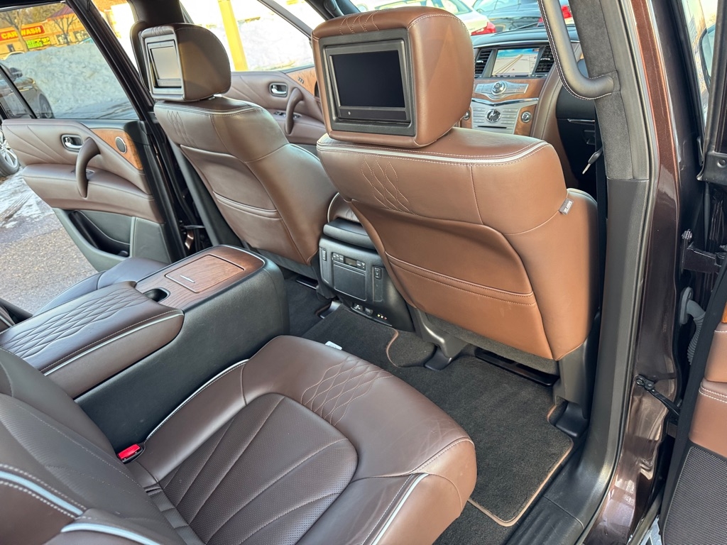 Infiniti QX80 4WD 4dr 2015