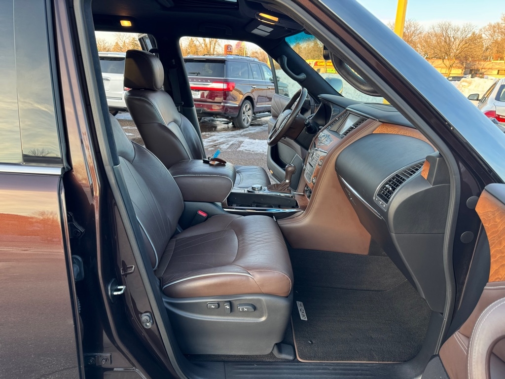 Infiniti QX80 4WD 4dr 2015