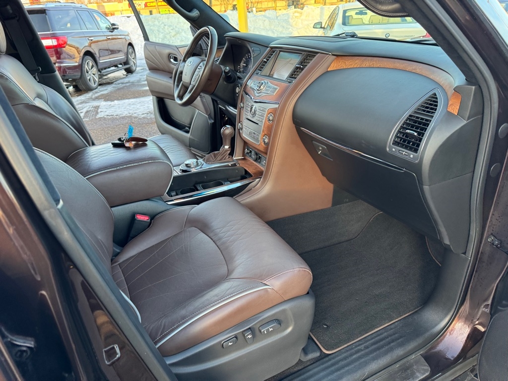 Infiniti QX80 4WD 4dr 2015