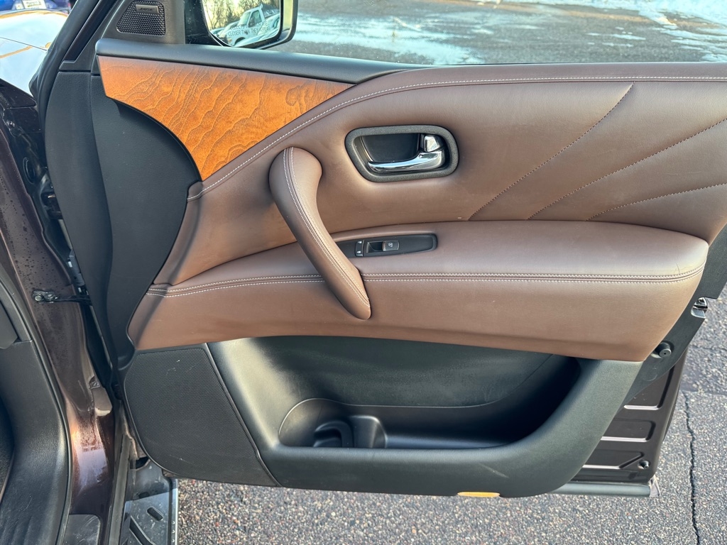 Infiniti QX80 4WD 4dr 2015