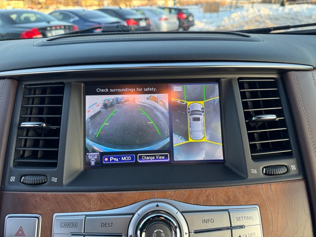 Infiniti QX80 4WD 4dr 2015