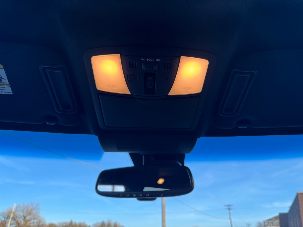 Infiniti QX80 4WD 4dr 2015