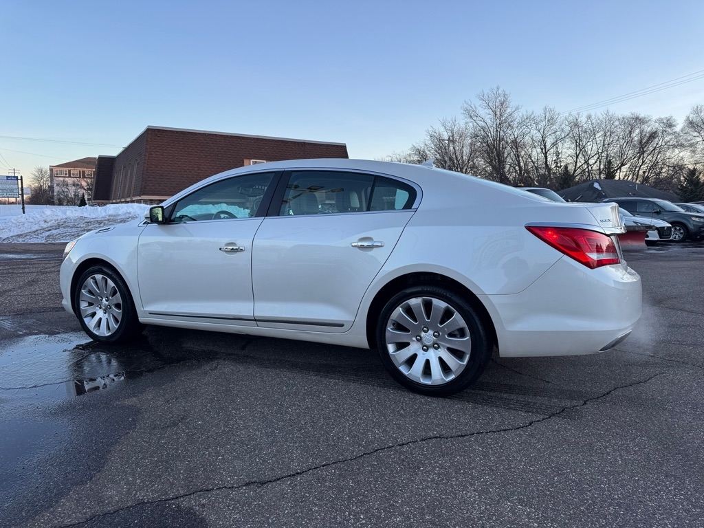 Buick LaCrosse 4dr Sdn Leather AWD 2014