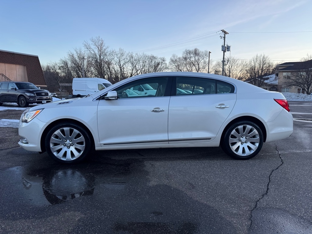 Buick LaCrosse 4dr Sdn Leather AWD 2014