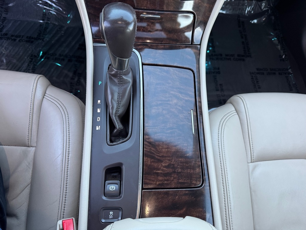 Buick LaCrosse 4dr Sdn Leather AWD 2014