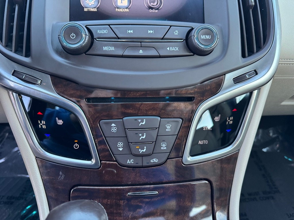 Buick LaCrosse 4dr Sdn Leather AWD 2014