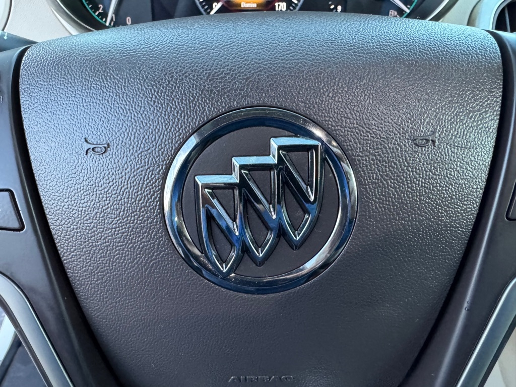 Buick LaCrosse 4dr Sdn Leather AWD 2014