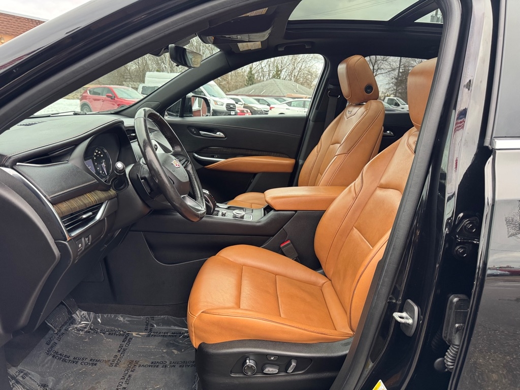 Cadillac XT4 AWD 4dr Premium Luxury 2019