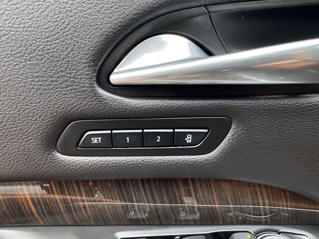 Cadillac XT4 AWD 4dr Premium Luxury 2019