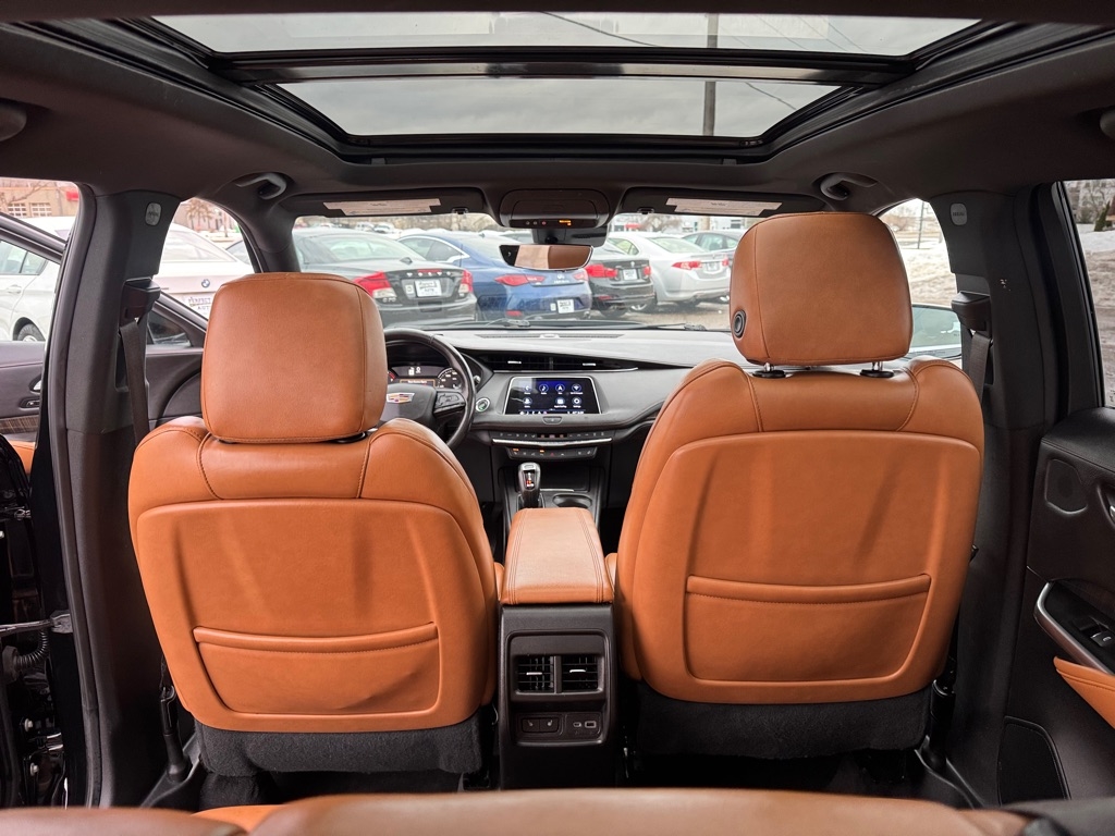 Cadillac XT4 AWD 4dr Premium Luxury 2019