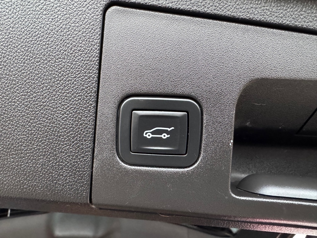 Cadillac XT4 AWD 4dr Premium Luxury 2019