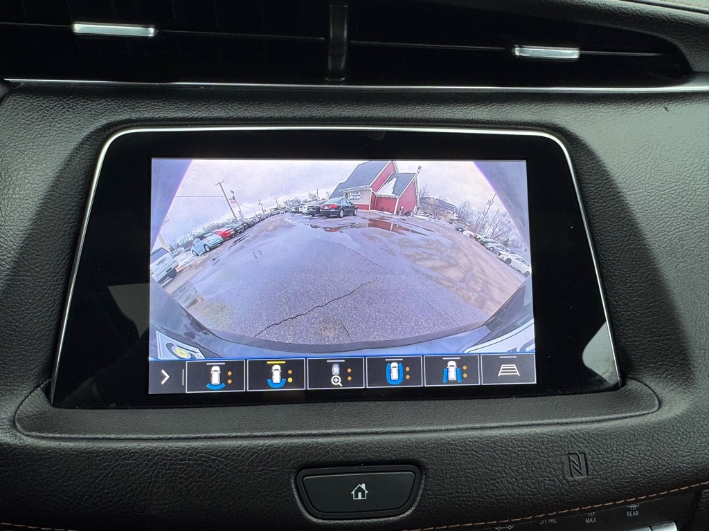 Cadillac XT4 AWD 4dr Premium Luxury 2019