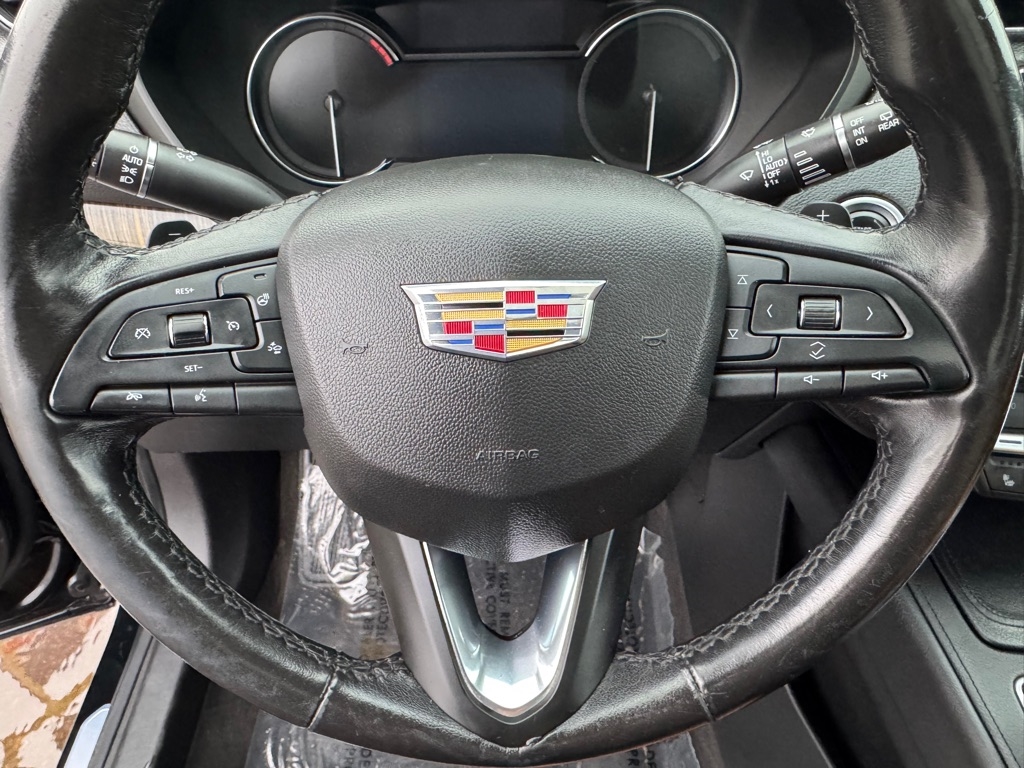 Cadillac XT4 AWD 4dr Premium Luxury 2019