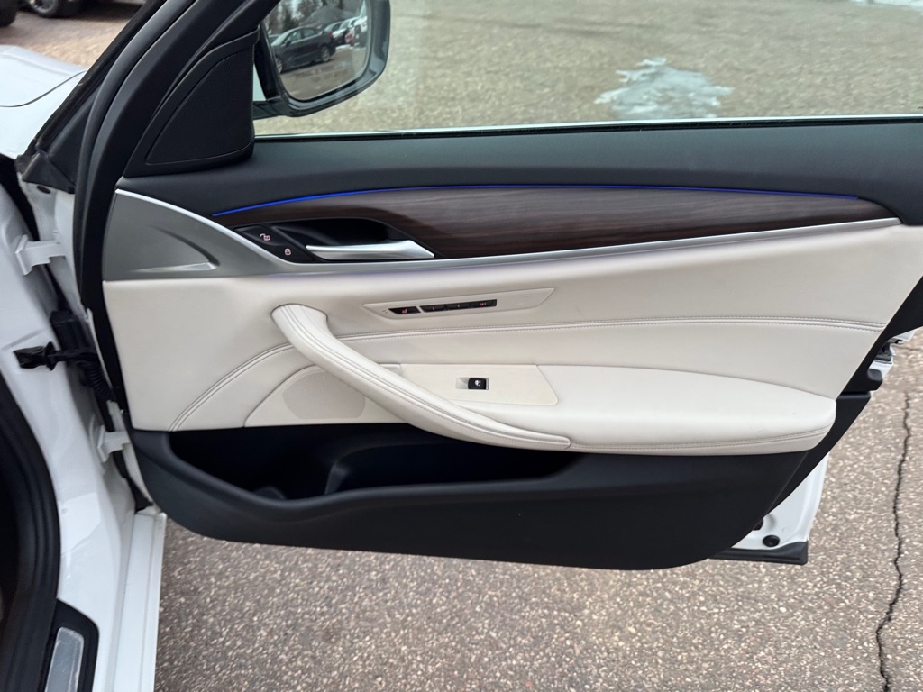 BMW 5 Series 530e xDrive iPerformance Plug-In Hybrid 2018