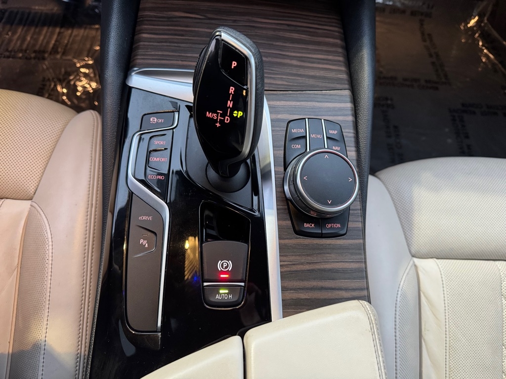 BMW 5 Series 530e xDrive iPerformance Plug-In Hybrid 2018