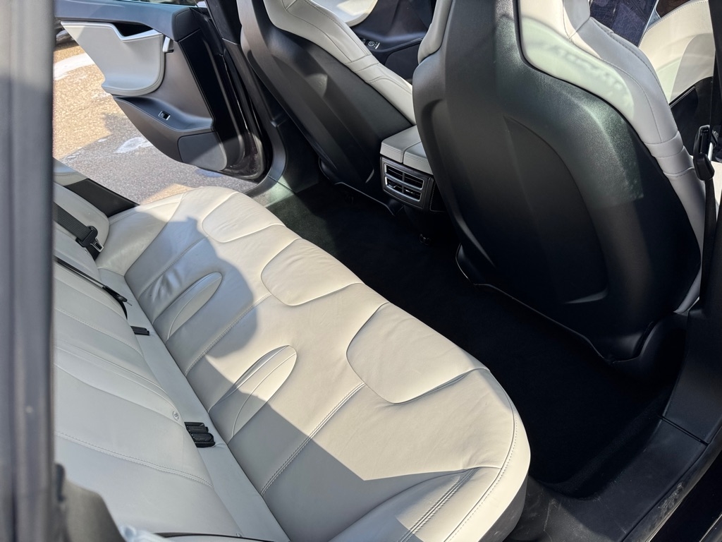 Tesla Model S 75D AWD 2016