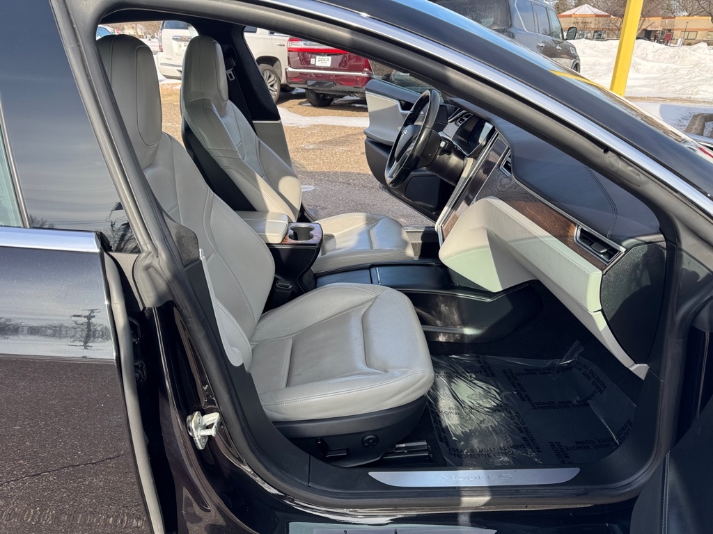 Tesla Model S 75D AWD 2016