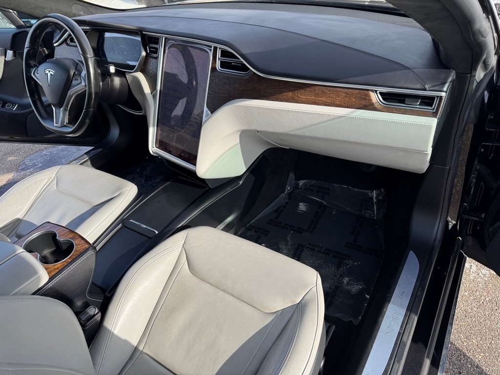 Tesla Model S 75D AWD 2016