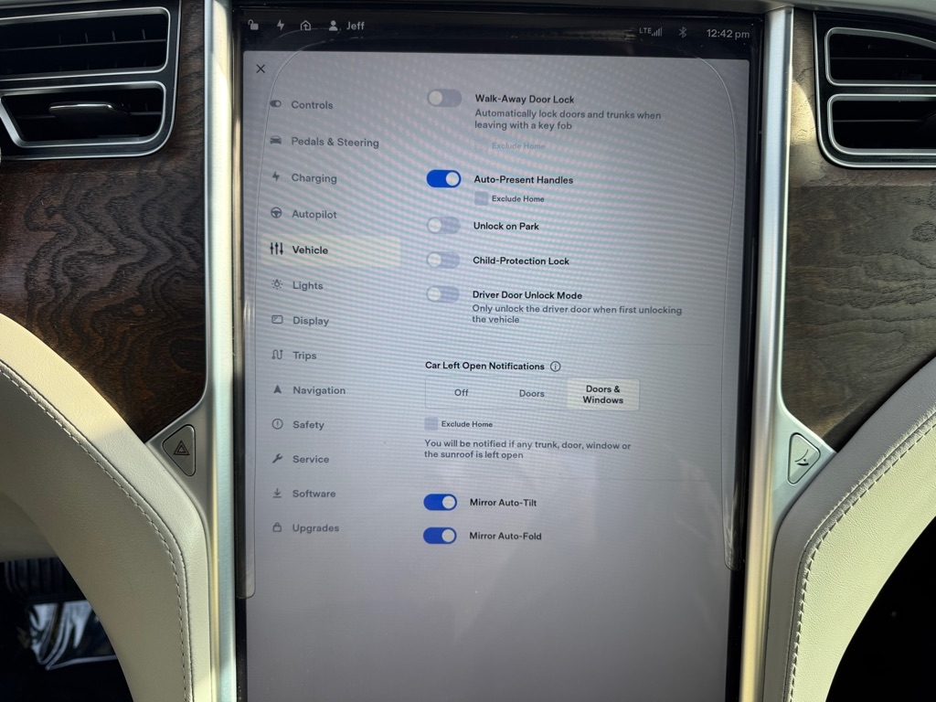 Tesla Model S 75D AWD 2016