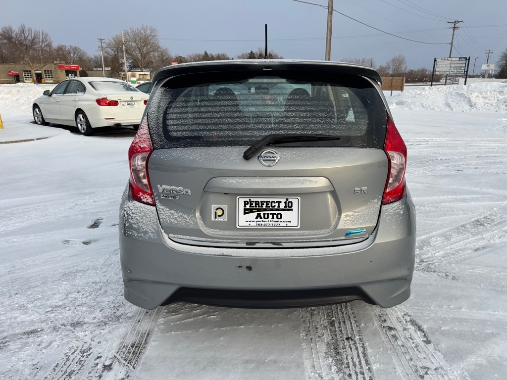 Nissan Versa Note 5dr HB CVT 1.6 SR 2015