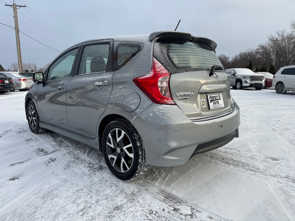 Nissan Versa Note 5dr HB CVT 1.6 SR 2015